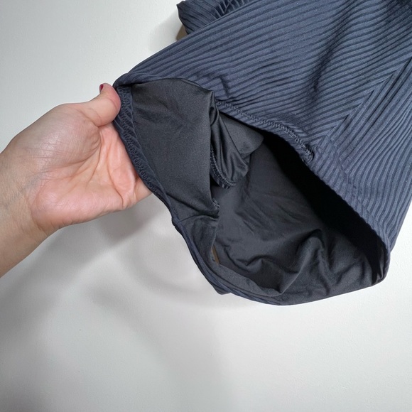 Vitamin A Bedette One Piece Swimsuit black missing size approx size Small - Picture 9 of 10